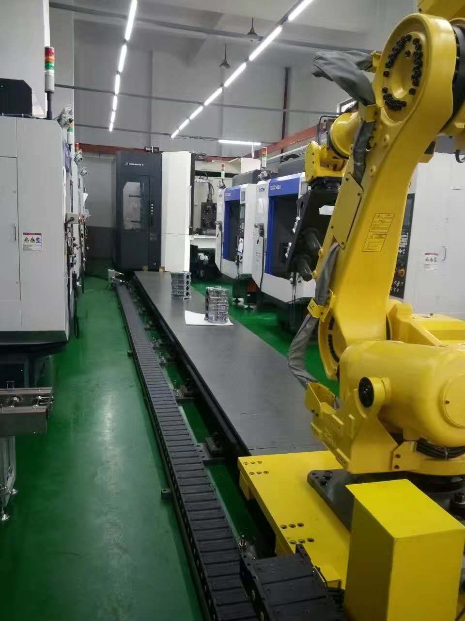 發(fā)那科第七軸機器人應(yīng)用